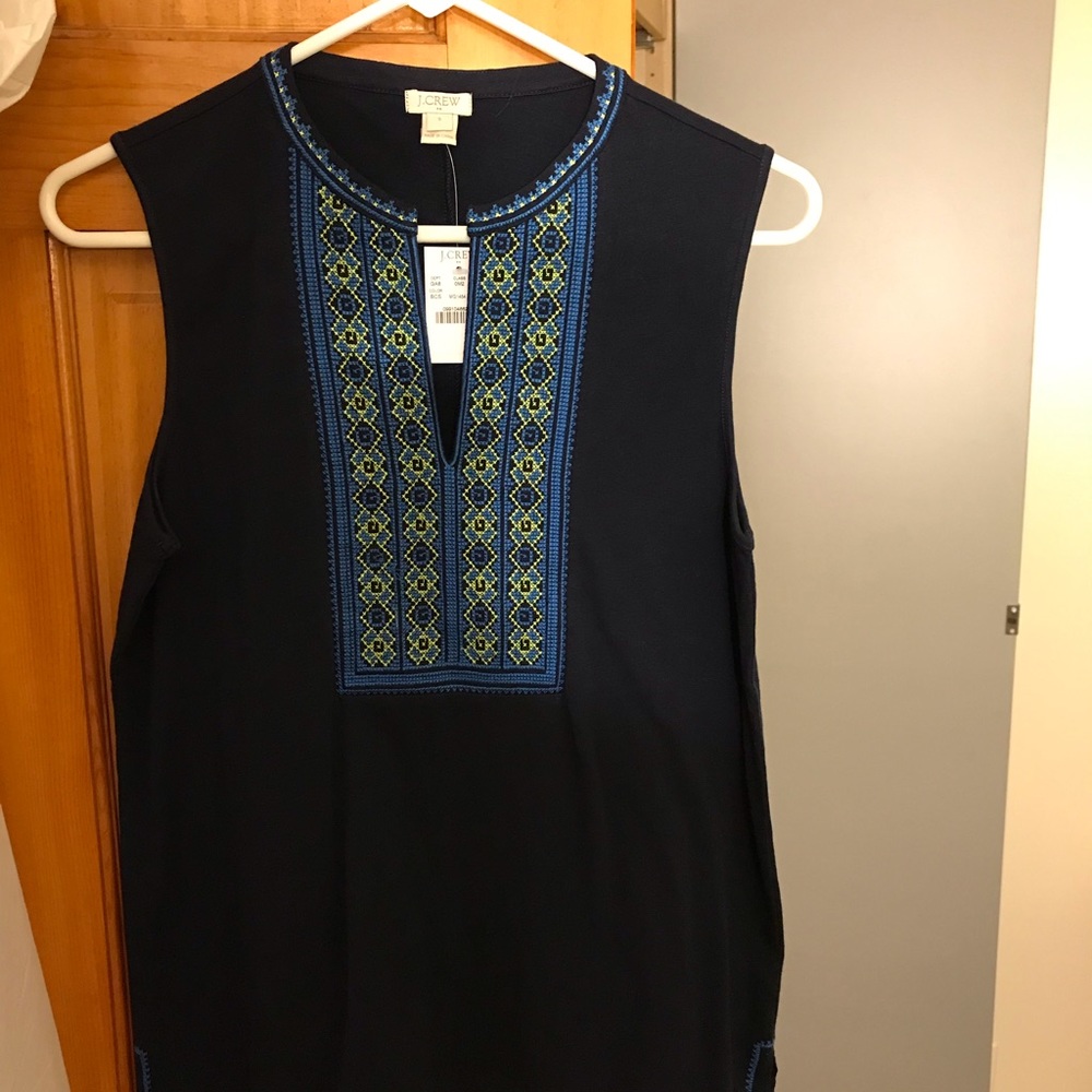 J Crew sleeveless ladies top